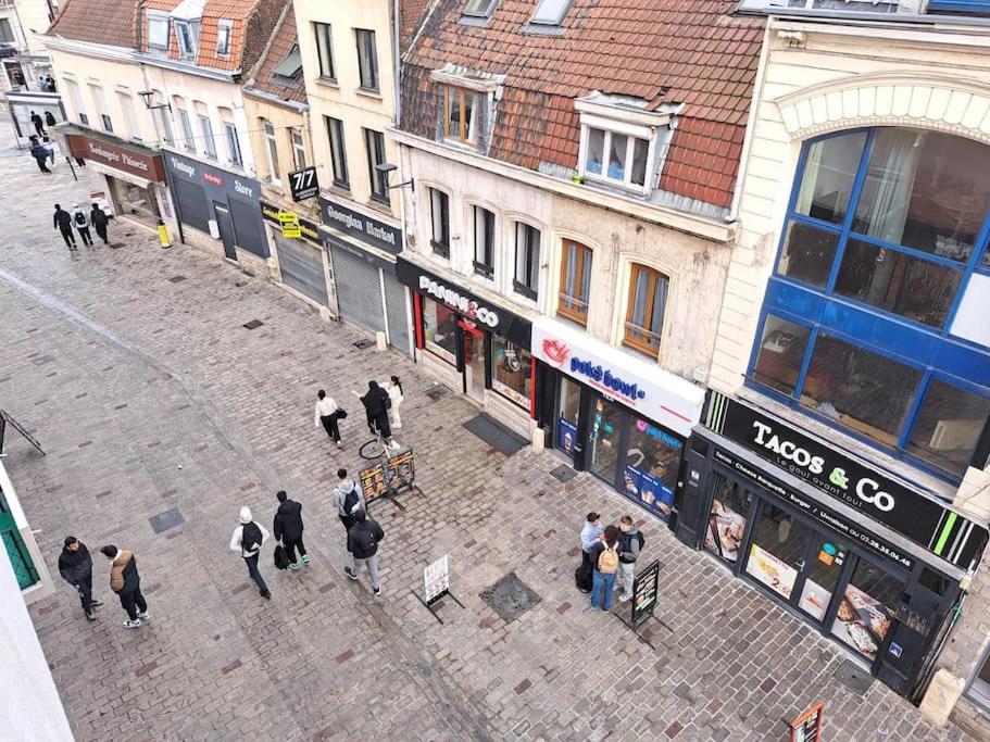Appartement Magnifique T3 Avec Balcon Au Pied Du Metro Colbert *