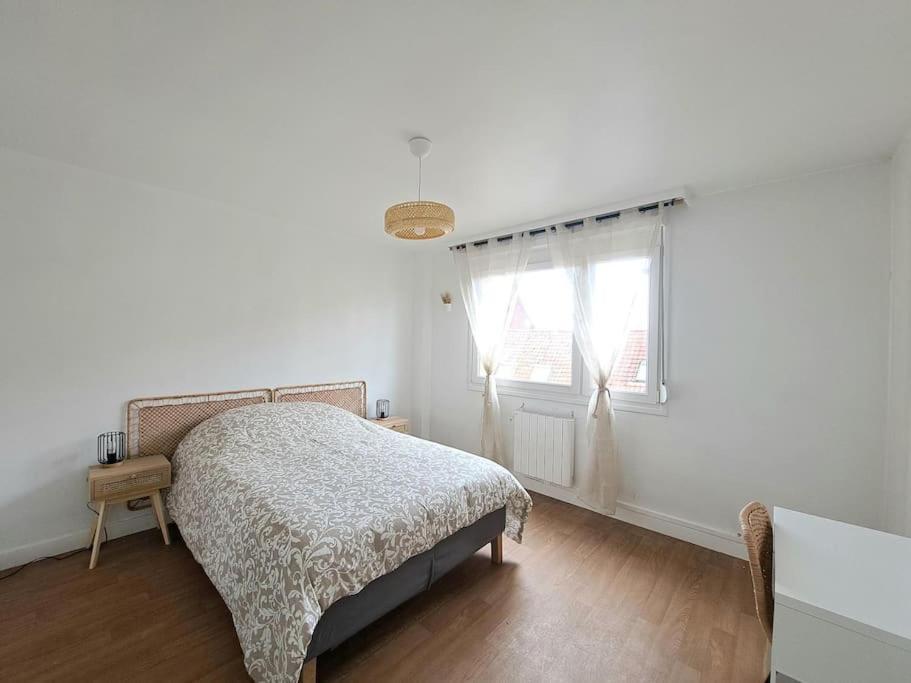 Appartement Magnifique T3 Avec Balcon Au Pied Du Metro Colbert *